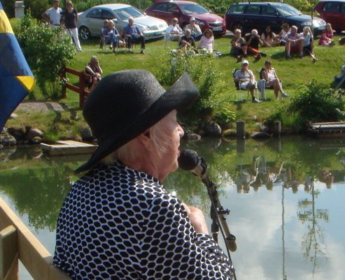 n 2014 6.jpg (61892 bytes)